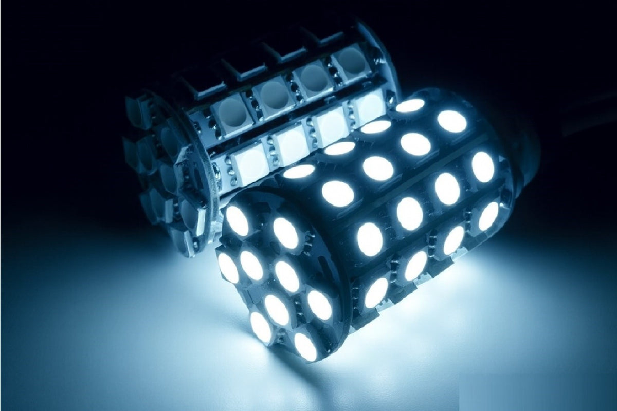 G6,35/GY6,35 LED Stiftsockel Zylinder 49xSMDs 12V 538Lm weiß 5000K