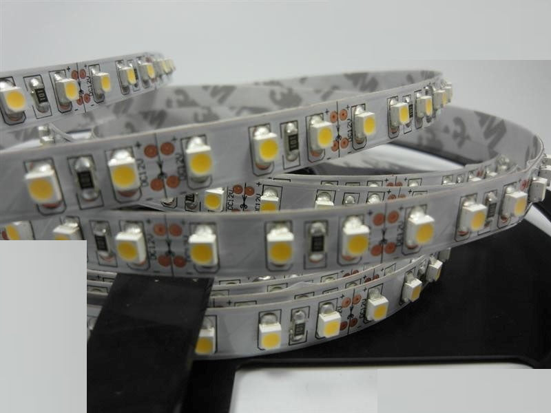 1m LED Streifen 12V 9,6W 1020Lm 120x SMD2835/m warm weiß (2900K) IP20