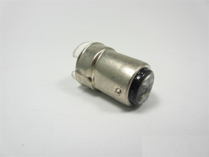 Adapter für Sockel BA15D auf G4 GU4 MR11 für LED Leuchtmittel / Halogen