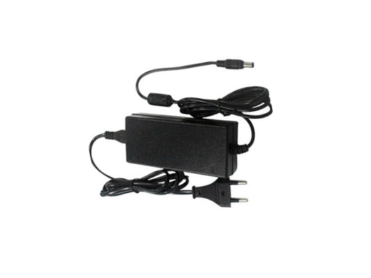 LED Stecker Netzteil / Trafo 12V/DC 60W 5A Led Leuchten an 230V/AC desktop