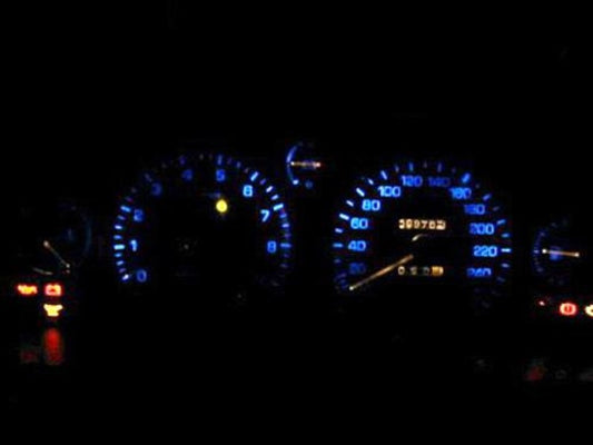 Blauer Tacho Toyota Corolla Carisma Galant Colt
