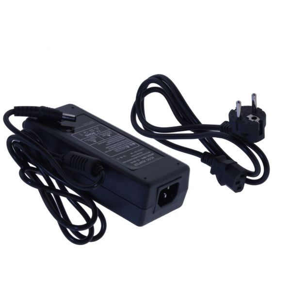 LED Stecker Netzteil / Trafo 12V/DC 96W Led Leuchten 8A an 230V/AC power supply